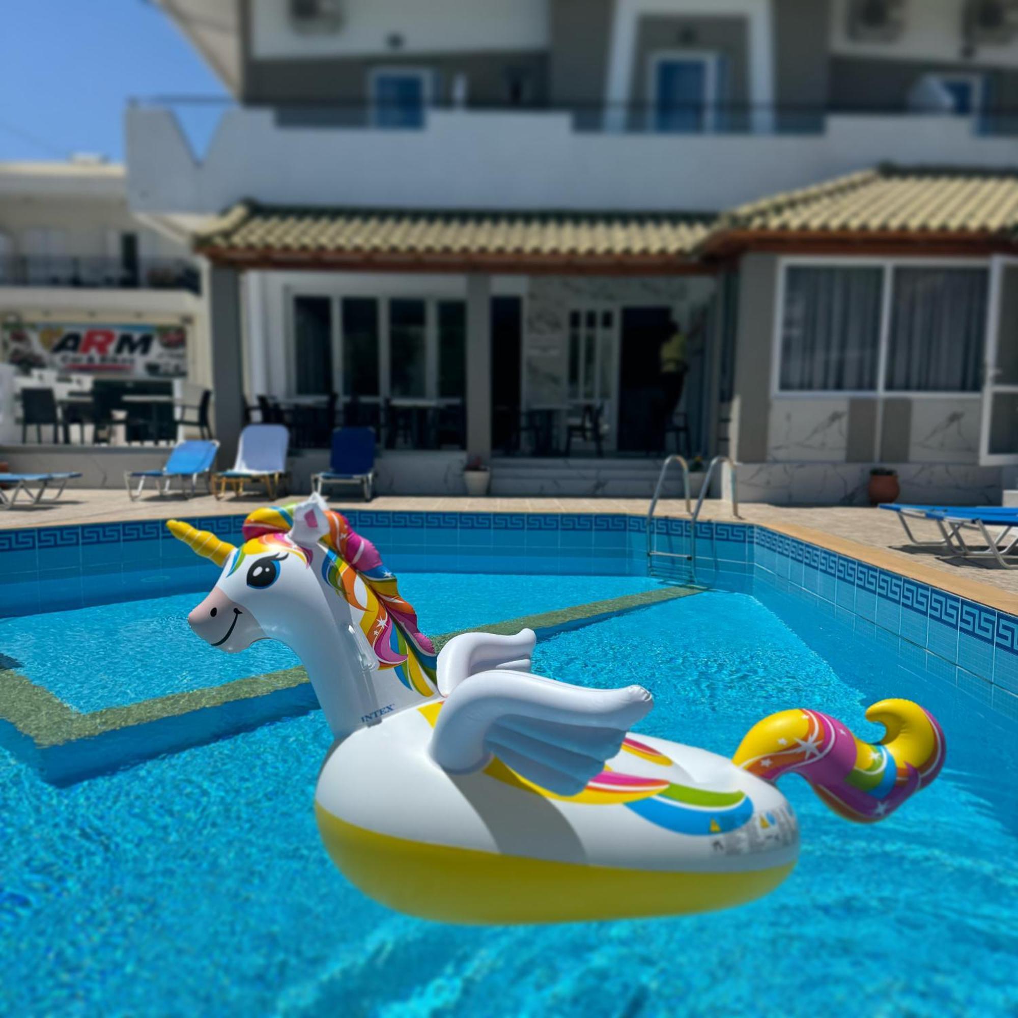 Simple Hotel Hersonissos Sun Extérieur photo